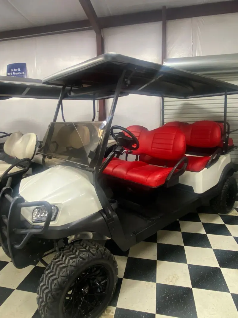 2026 Club Car thumb 3