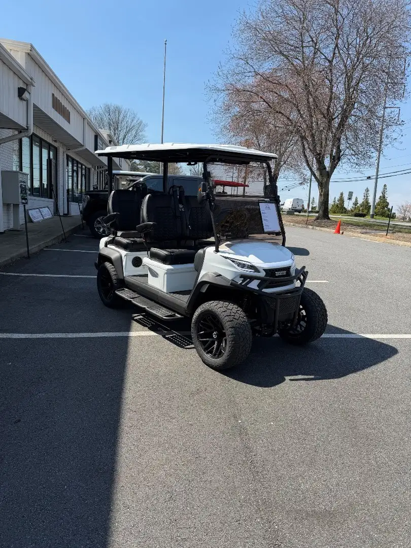 2026 Venom EV Stealth 0% Financing, FREE DELIVERY thumb 2