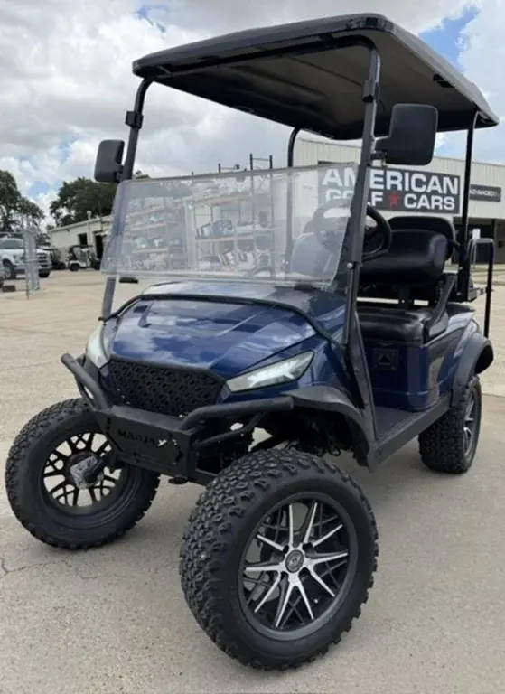 2019 E-Z-GO TXT photo 1