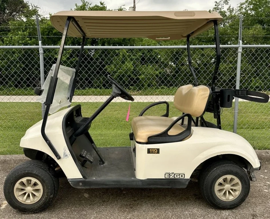 2018 E-Z-GO Freedom ELiTE Lithium thumb 2