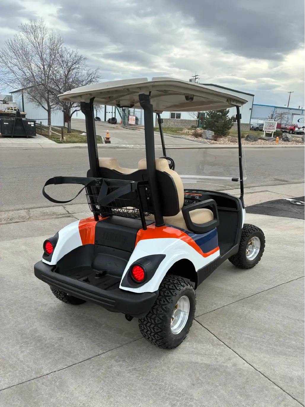 2016 Yamaha thumb 2