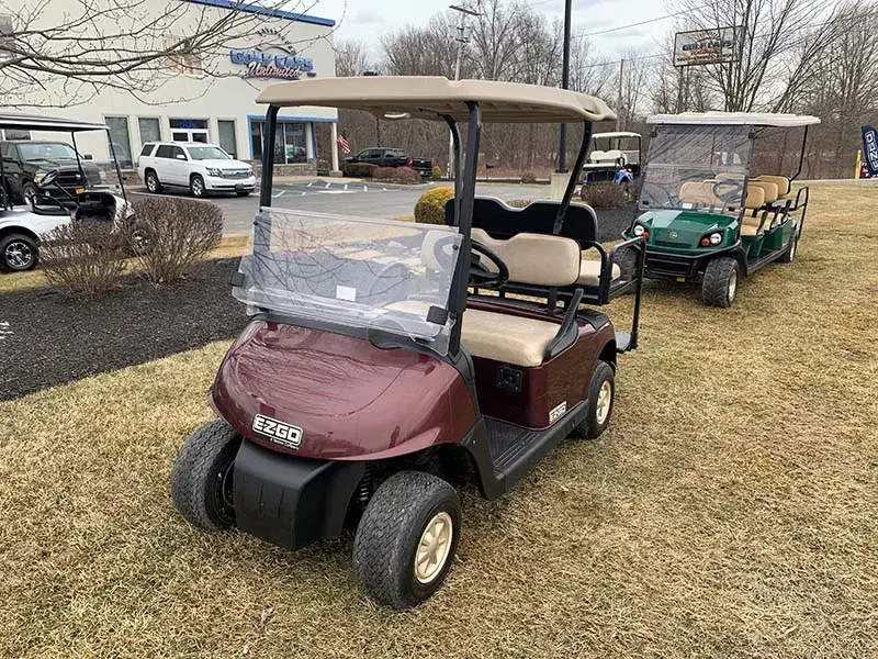 2015 E-Z-GO RXV thumb 1