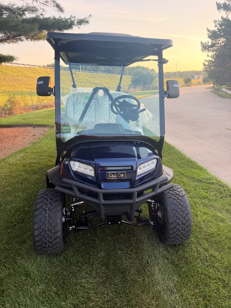 2027 Club Car Onward HP Lithium 4 Forward LSV thumb 3
