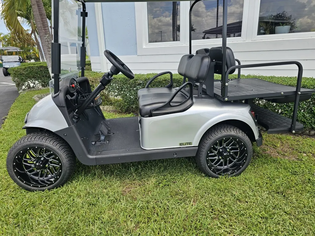 2021 E-Z-GO Freedom thumb 3