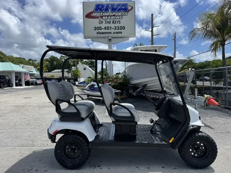 2026 E-Z-GO Liberty ELiTE Lithium photo 1