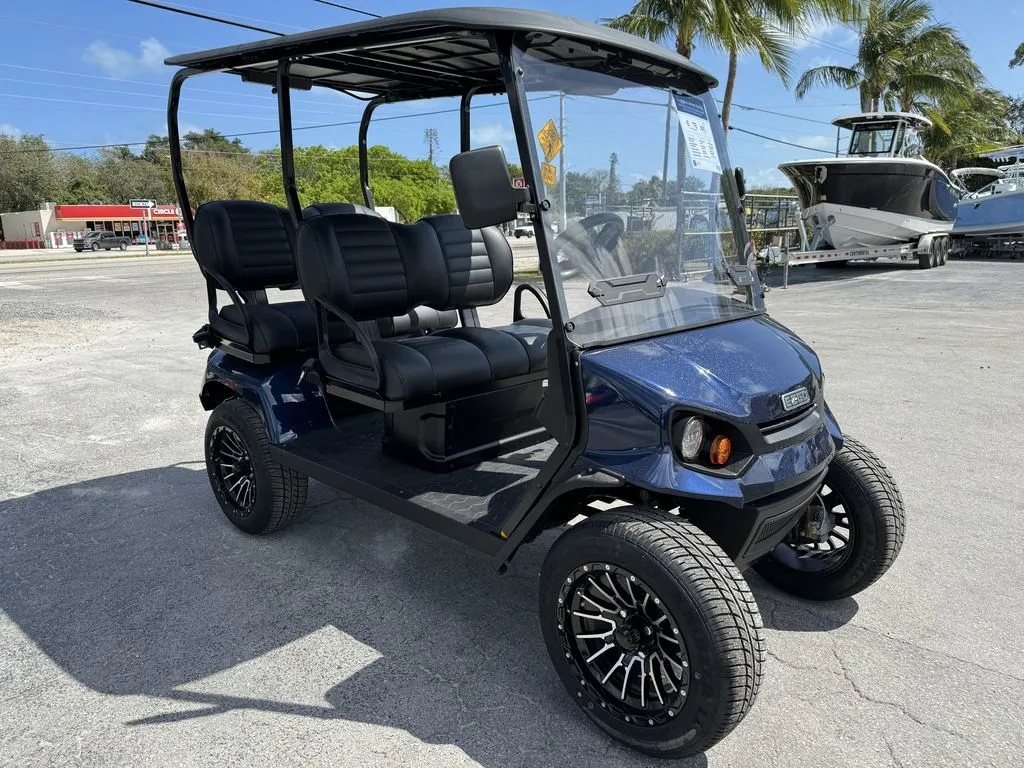 2024 E-Z-GO Liberty ELiTE Lithium thumb 4