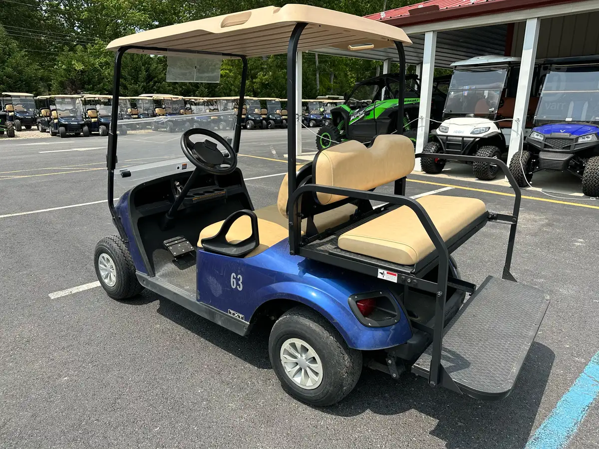 2019 E-Z-GO Freedom thumb 2