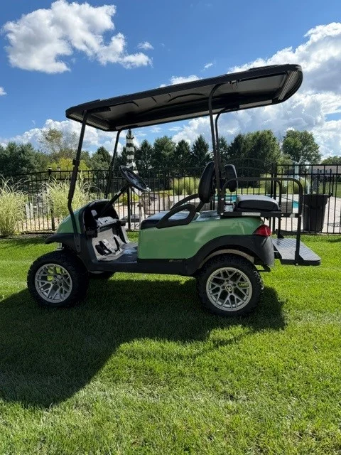 2009 Club Car Precedent Gas thumb 1