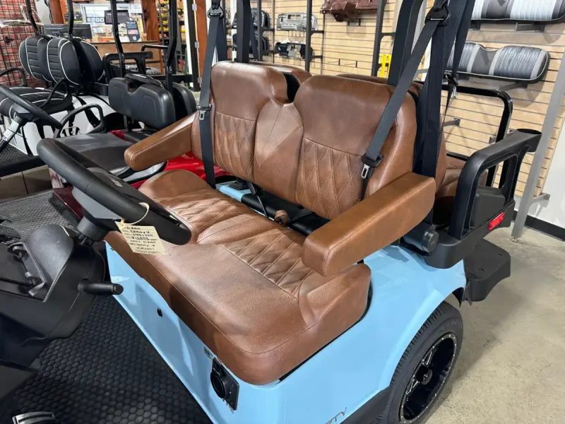 2027 E-Z-GO Liberty LSV thumb 3
