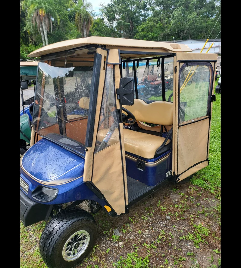 2017 E-Z-GO 2 seater thumb 4