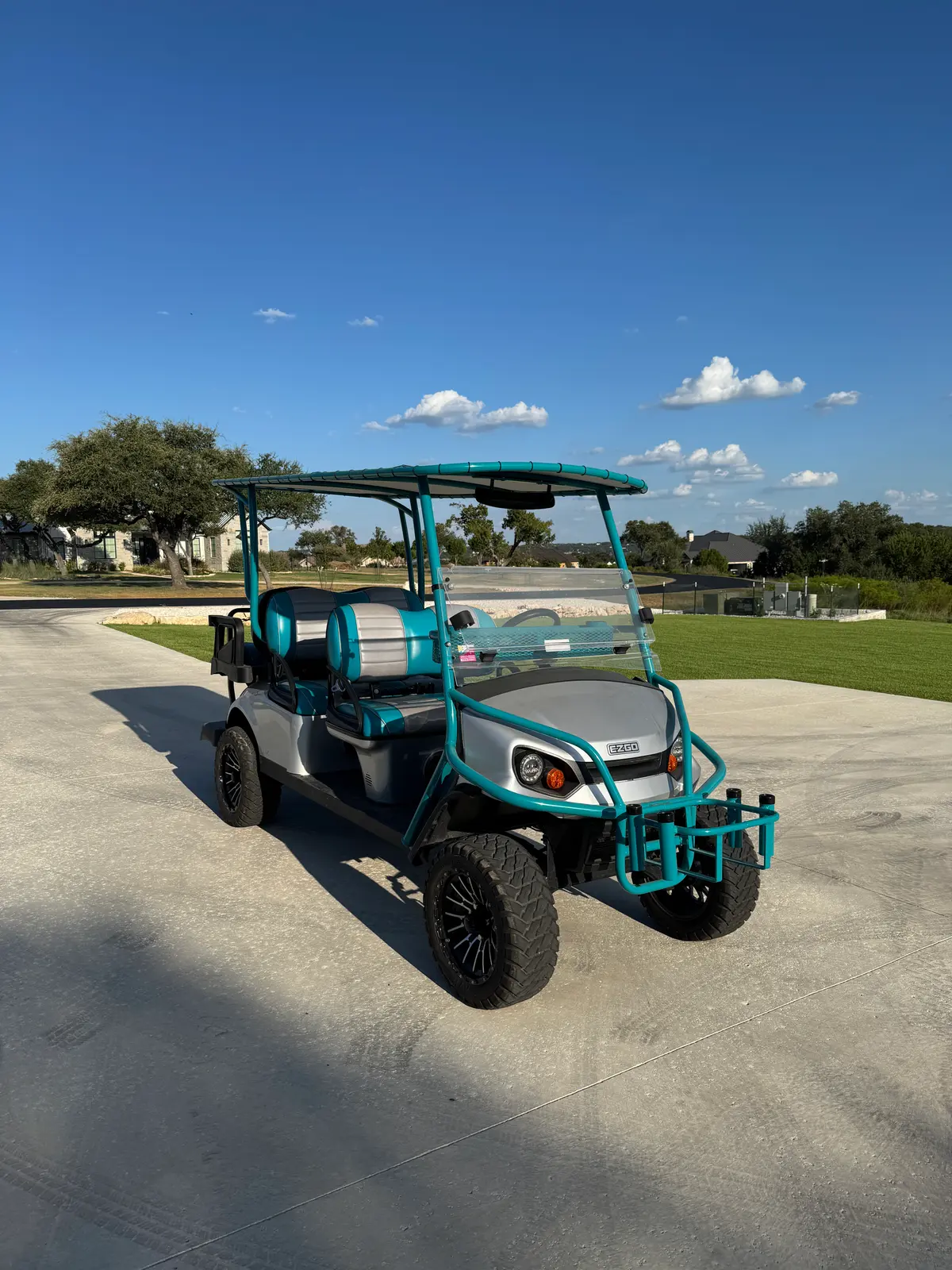 2023 E-Z-GO Express S6 photo 1