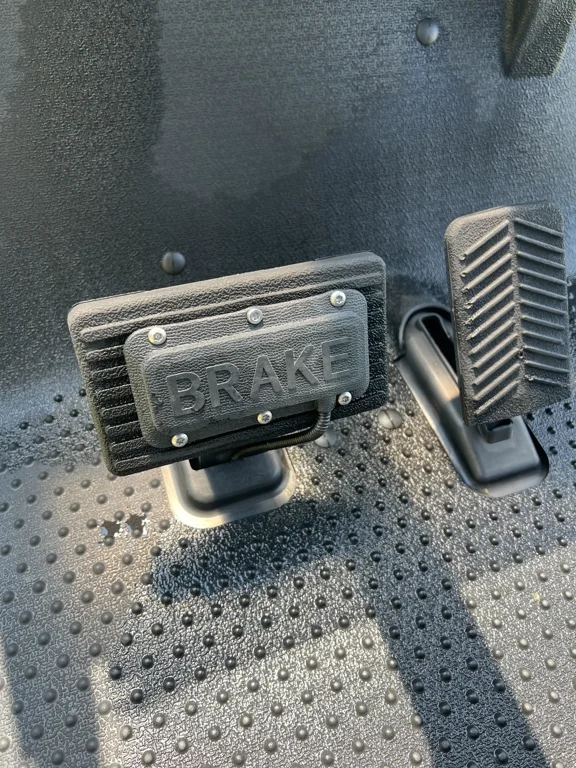 2021 E-Z-GO RXV ELiTE Lithium photo 6
