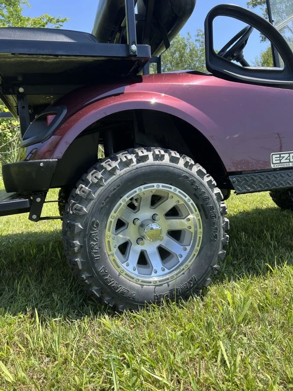 2019 E-Z-GO Express photo 7