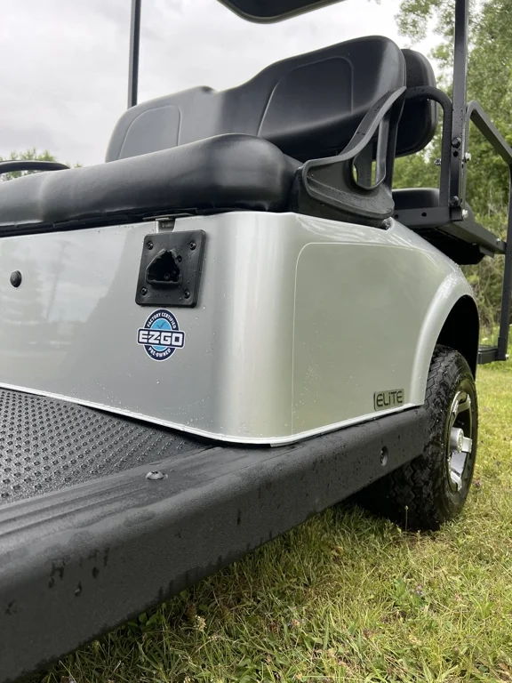 2021 E-Z-GO RXV ELiTE Lithium photo 7