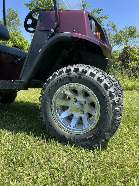 2019 E-Z-GO Express photo 5