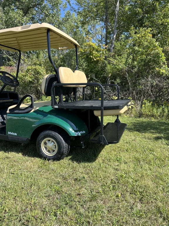 2017 E-Z-GO TXT photo 5