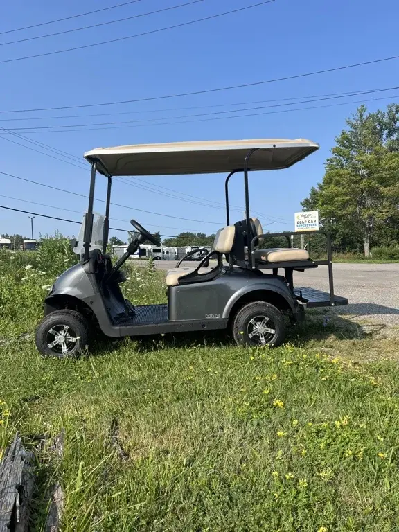 2021 E-Z-GO RXV ELiTE Lithium photo 1