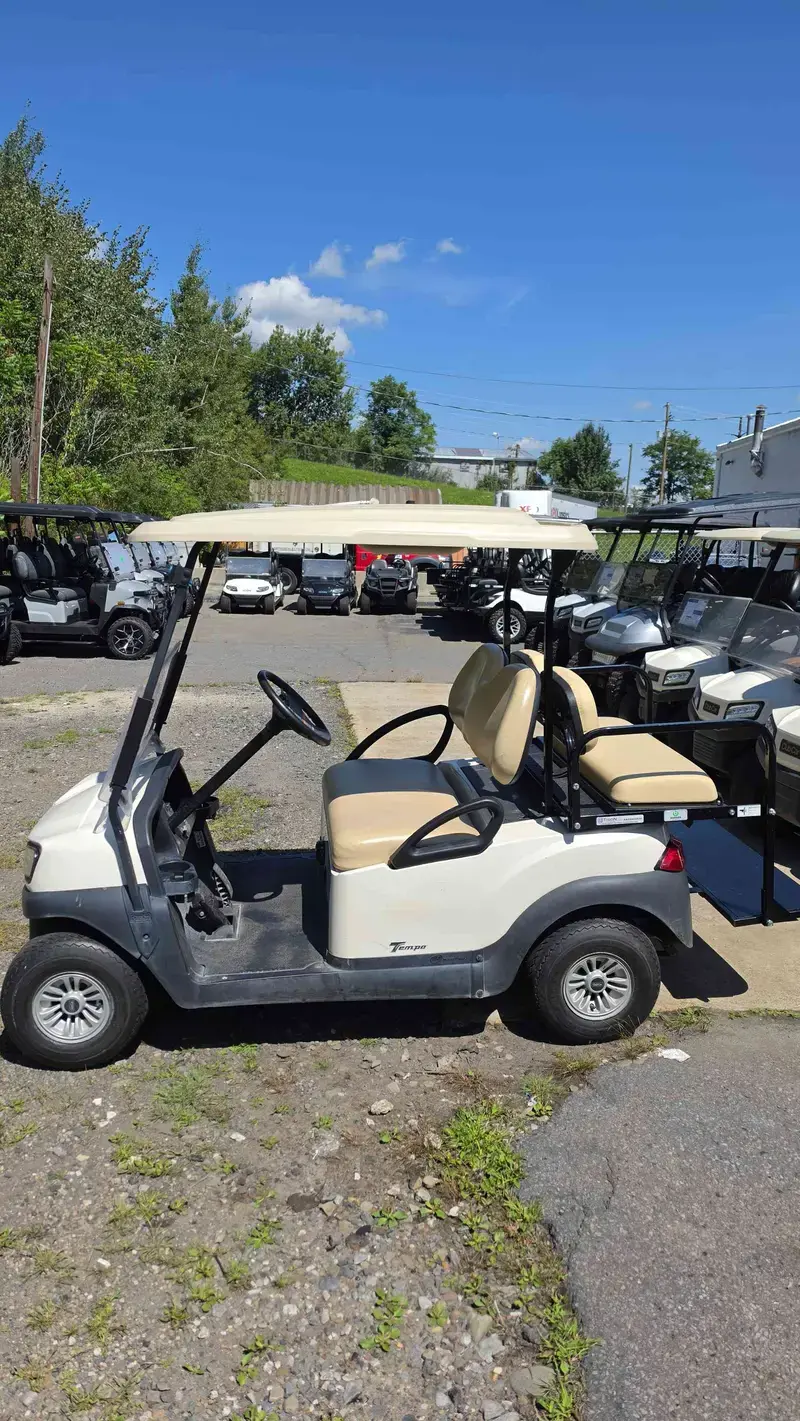 2018 Club Car Tempo Lithium-Ion photo 2