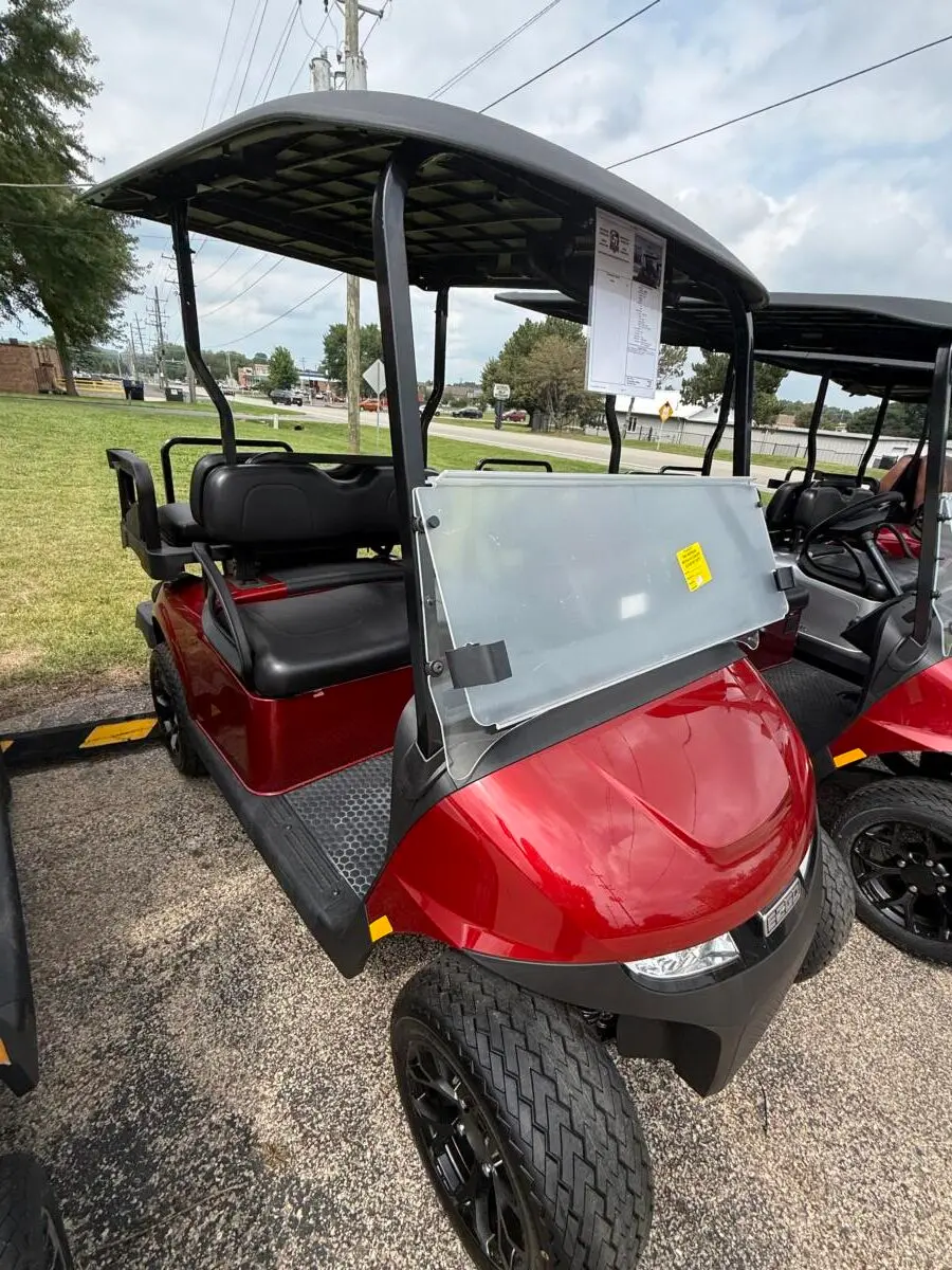 2026 E-Z-GO Valor 4 Passenger photo 10