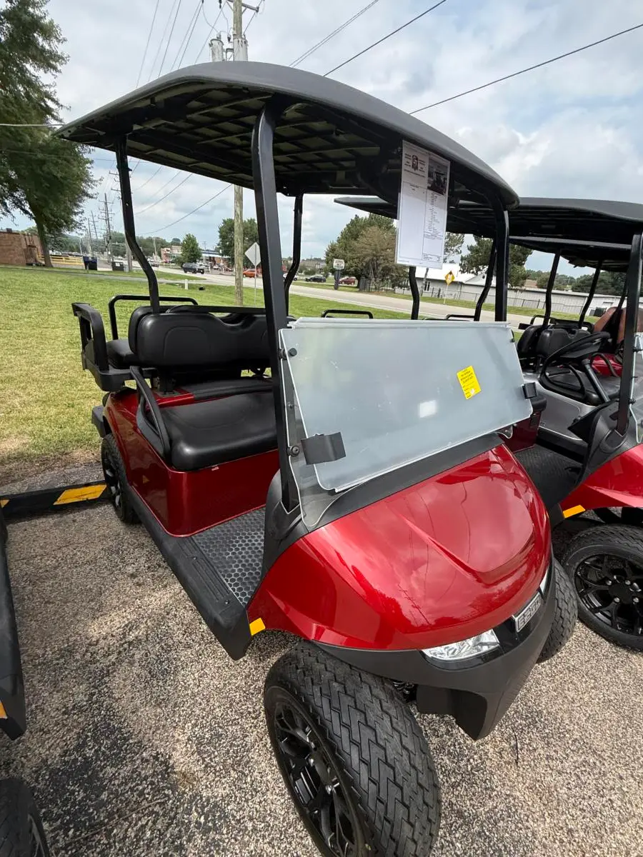 2026 E-Z-GO Valor 4 Passenger photo 4