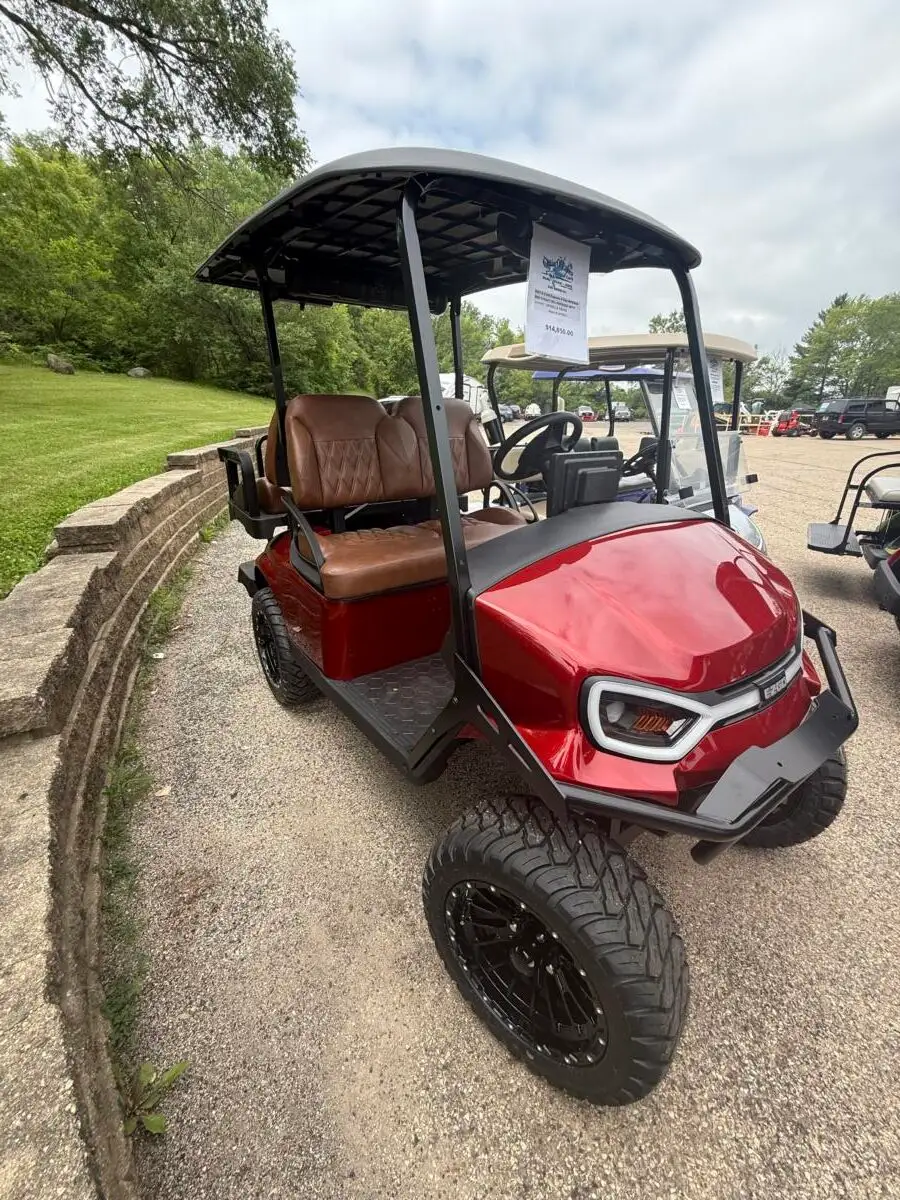 2027 E-Z-GO Express Summit XTL Package photo 13