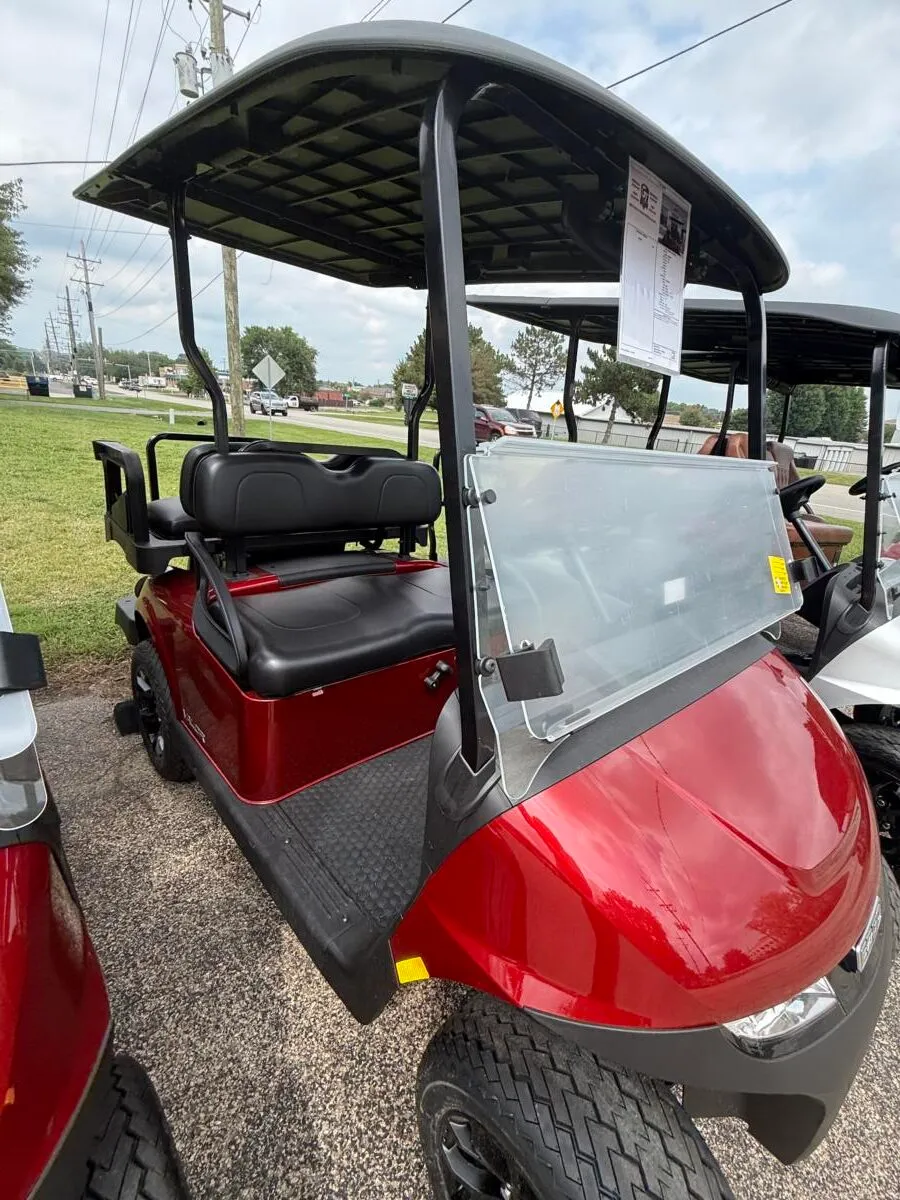 2026 E-Z-GO Valor 4 Passenger photo 9