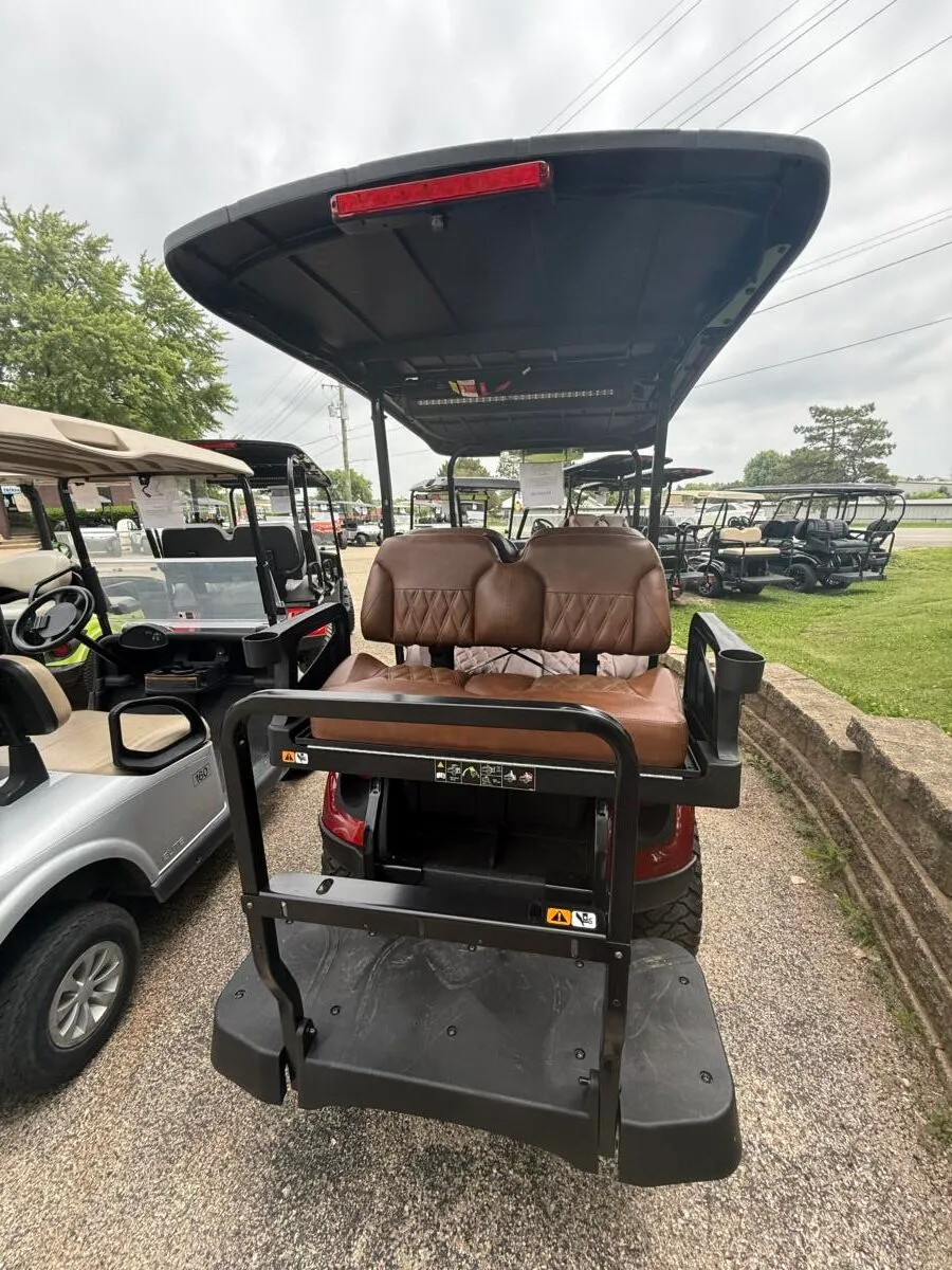 2027 E-Z-GO Express Summit XTL Package photo 9