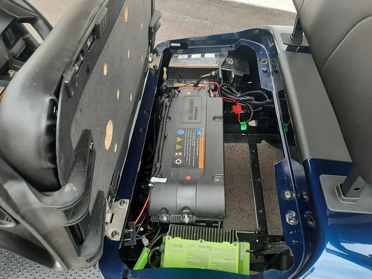 2026 E-Z-GO RXV ELiTE Lithium photo 4
