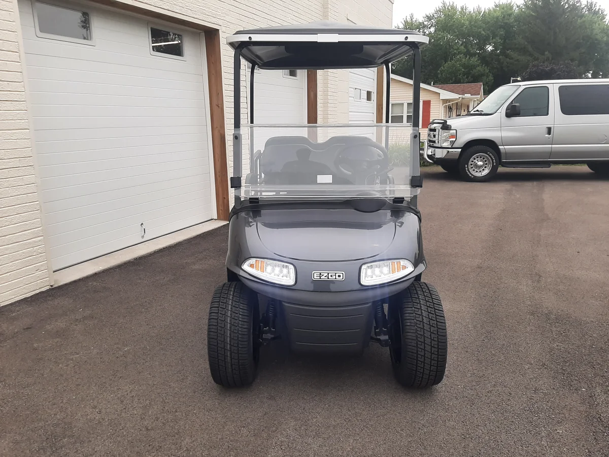 2026 E-Z-GO RXV ELiTE Lithium photo 5