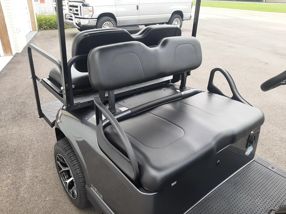 2026 E-Z-GO RXV ELiTE Lithium photo 11
