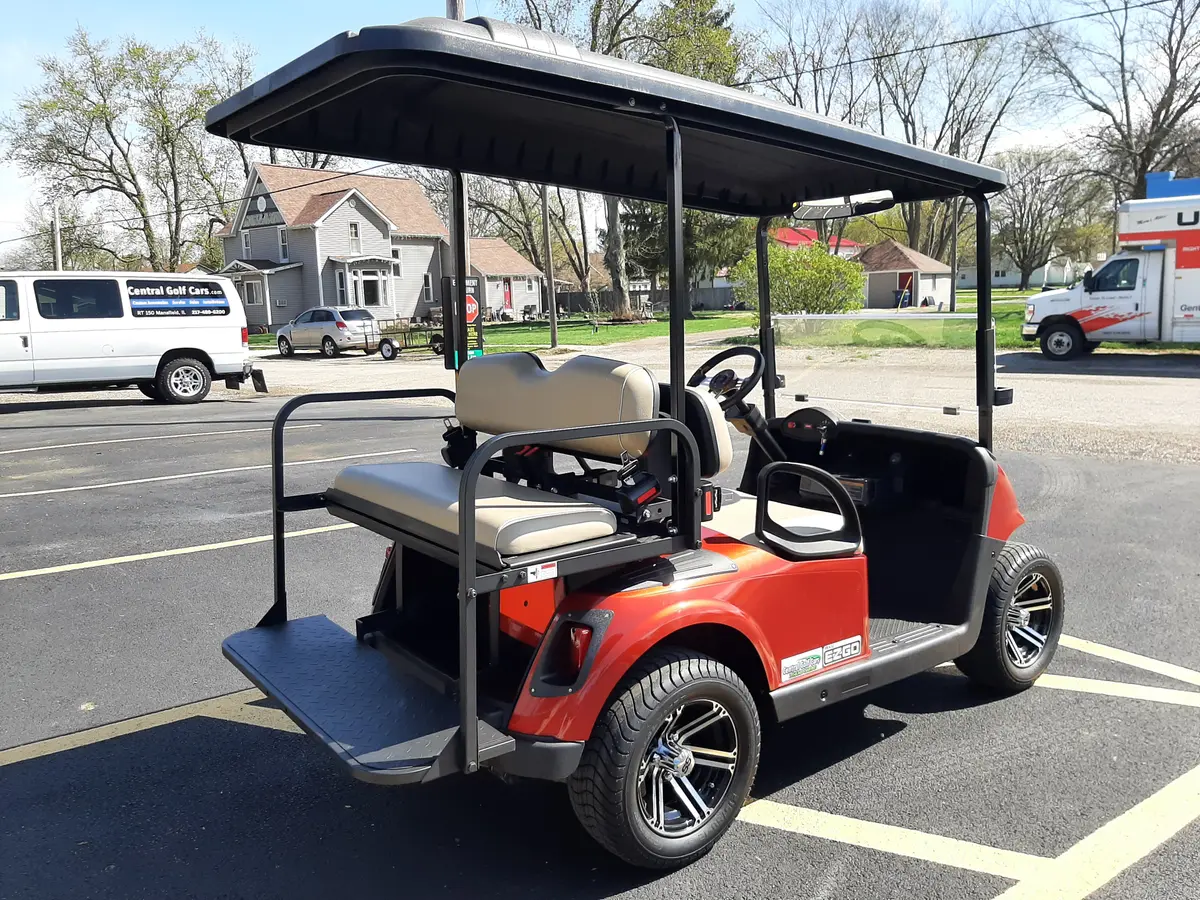 2016 E-Z-GO RXV 48V Street Legal 4 Seater photo 8