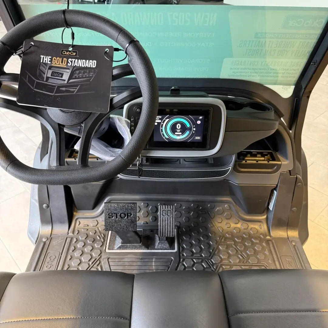 2027 Club Car Onward 4FWD LSV Lithium Ion photo 4