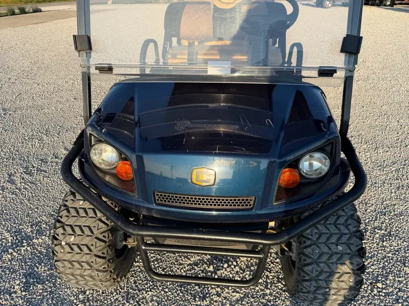2018 Cushman Shuttle 8 photo 8