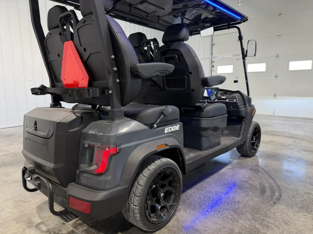 2027 Sivo Sivo Edge Forward Facing photo 5
