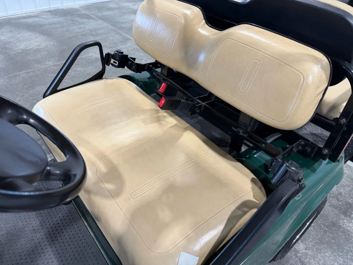 2005 E-Z-GO TXT photo 9