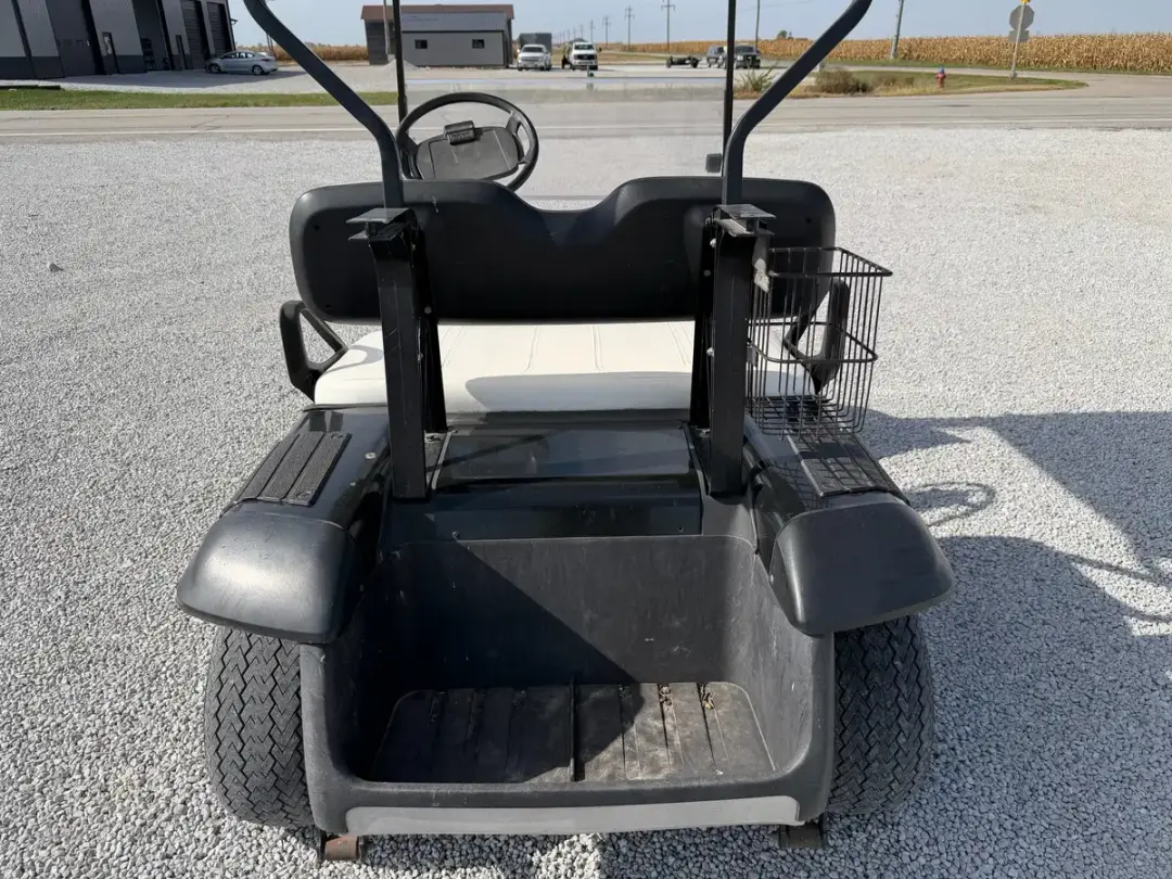 1998 E-Z-GO Golf cart photo 4