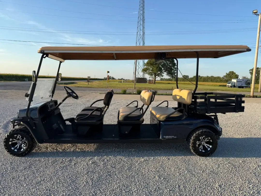 2018 Cushman Shuttle 8 photo 2