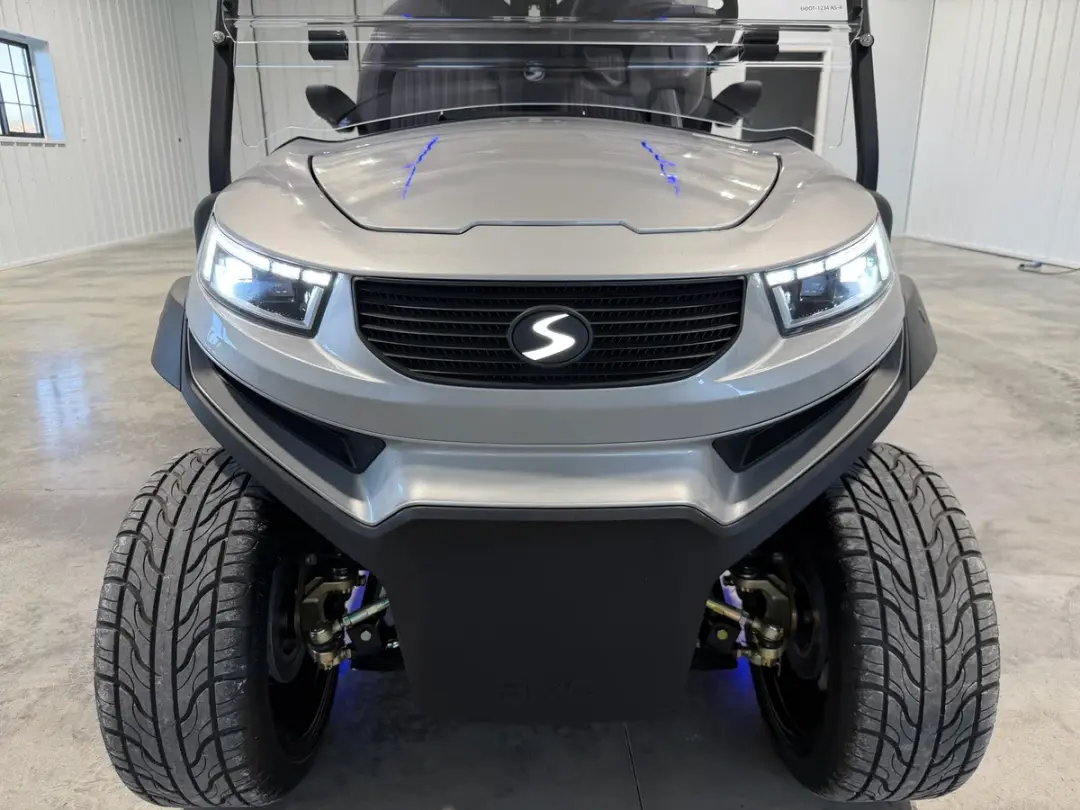 2027 Sivo Sivo Edge Forward Facing photo 9