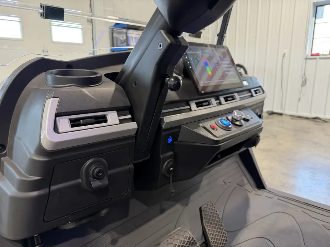 2027 Sivo Sivo Edge Forward Facing photo 14