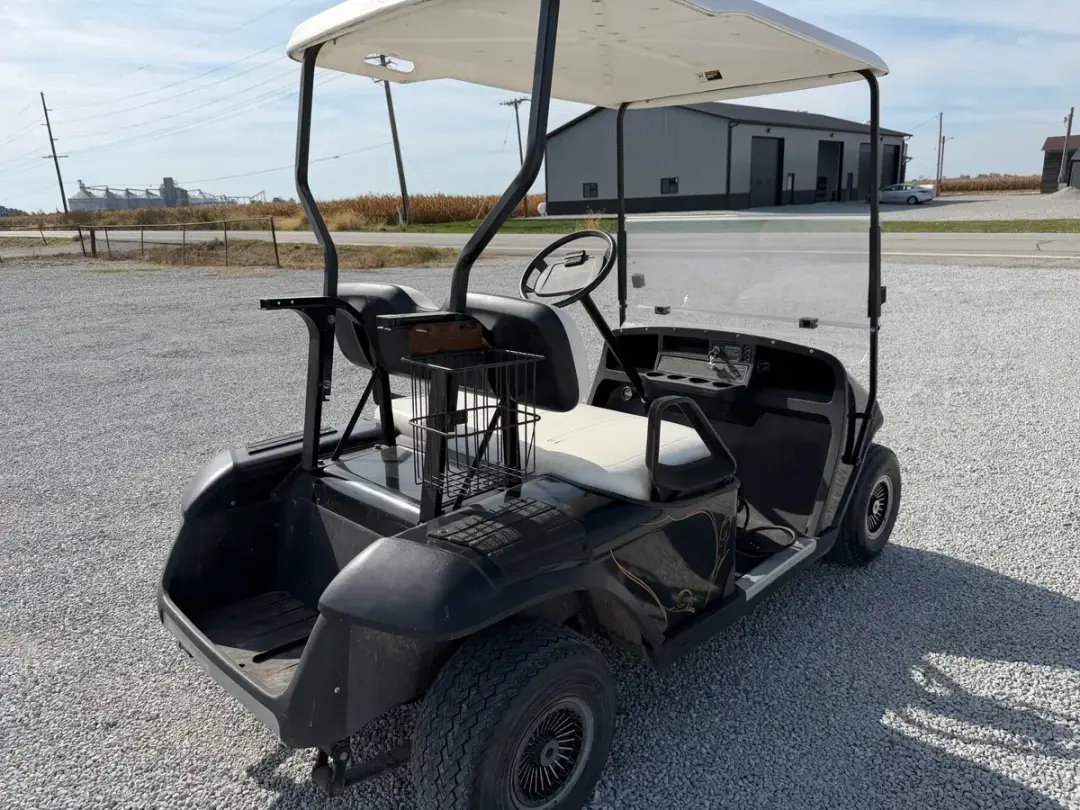 1998 E-Z-GO Golf cart photo 5
