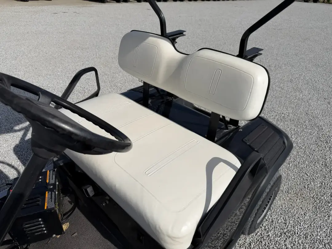 1998 E-Z-GO Golf cart photo 9