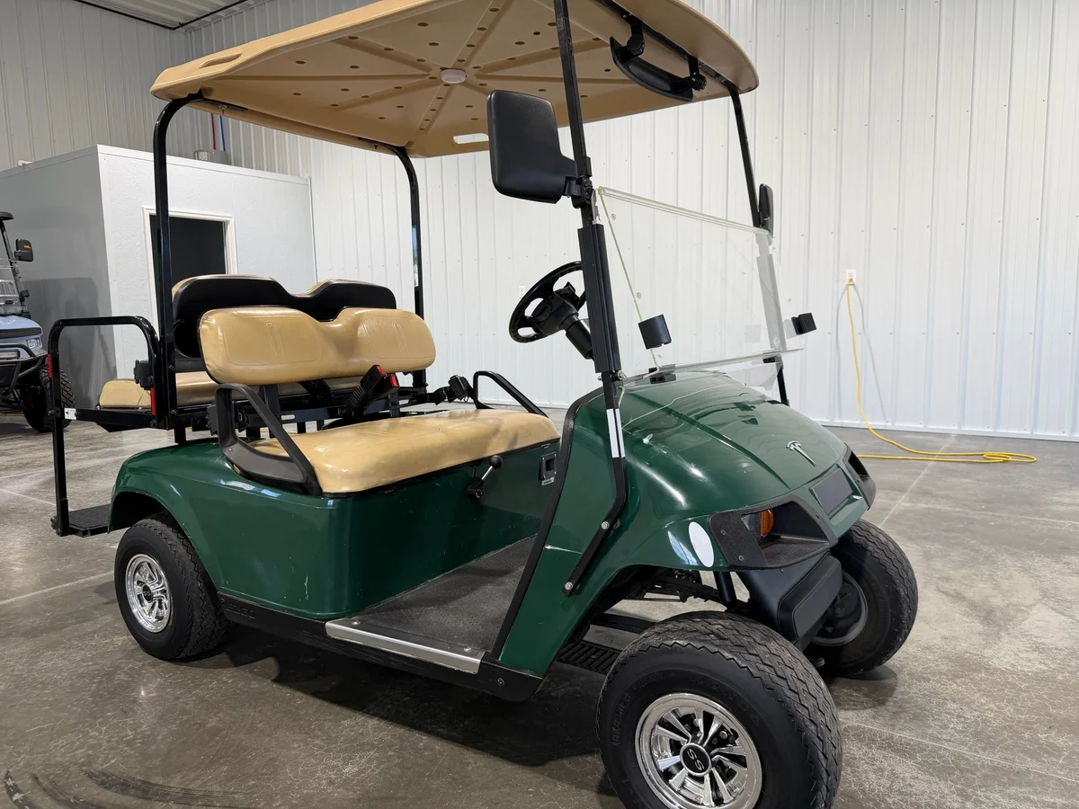 2005 E-Z-GO TXT photo 7