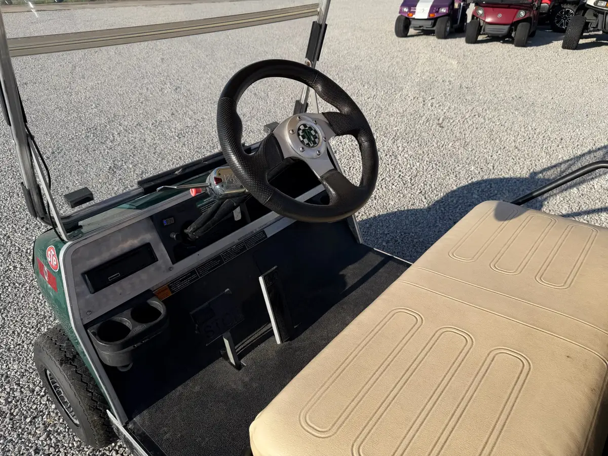 1997 Club Car DS photo 4
