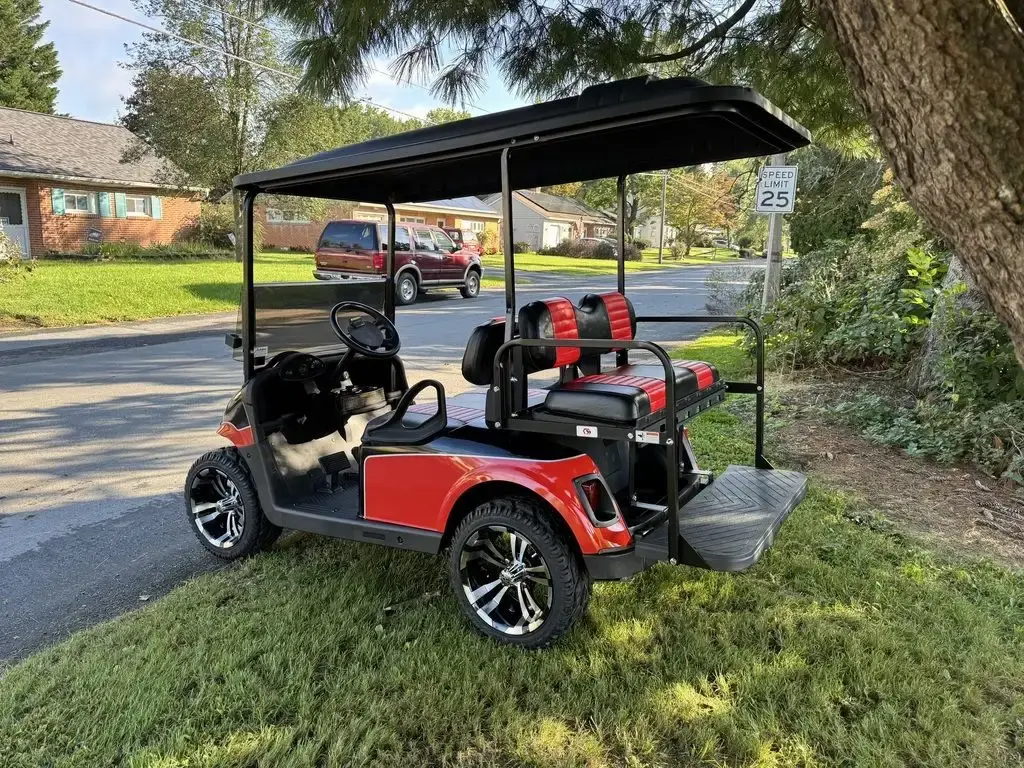 2022 E-Z-GO RXV photo 6