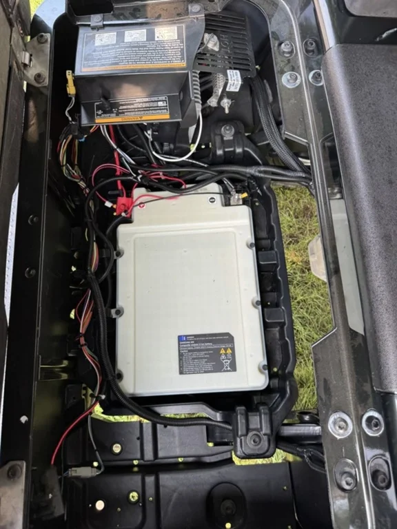 2021 E-Z-GO RXV photo 12