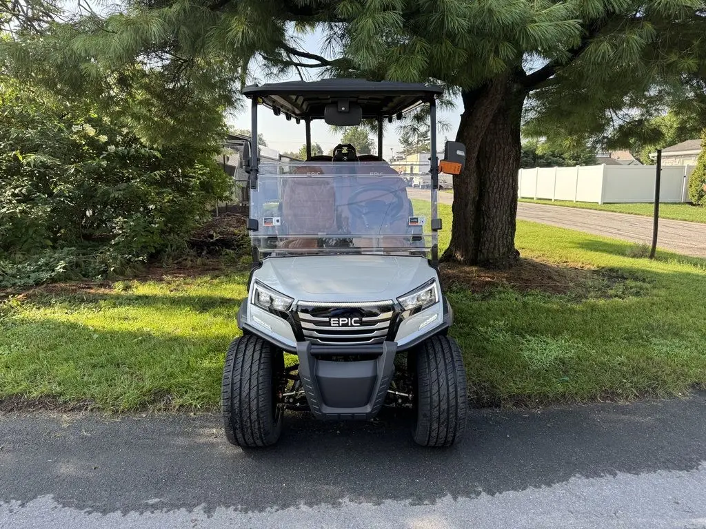2026 Epic Carts E60FX photo 2