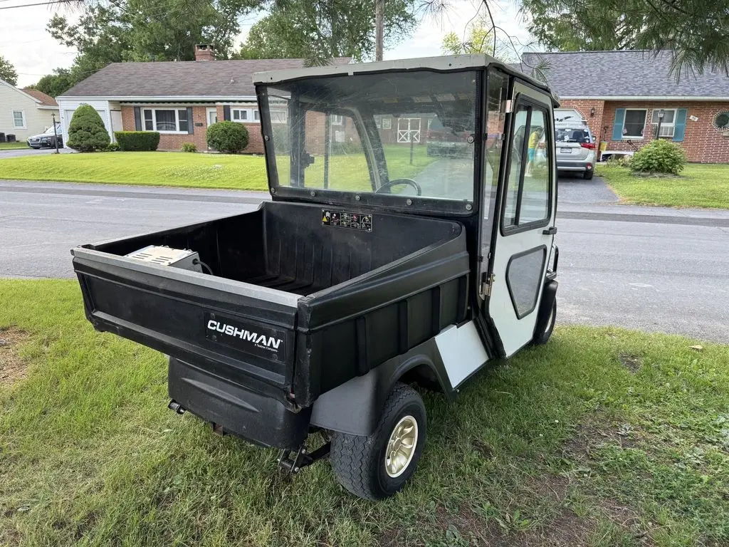 2009 Cushman Hauler photo 8