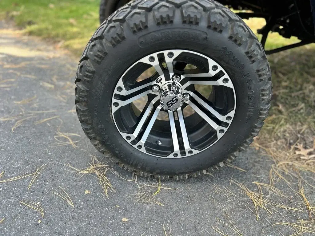 2010 E-Z-GO TXT photo 12