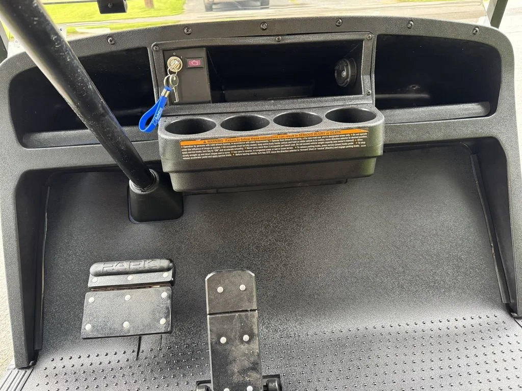2021 E-Z-GO TXT photo 14