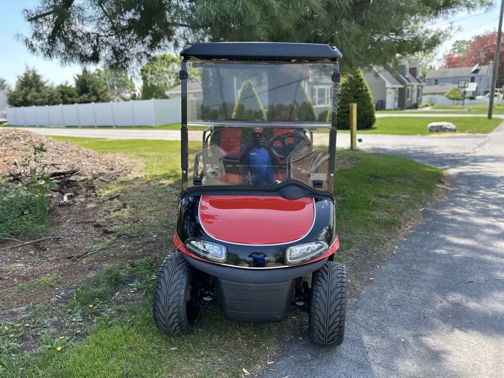2022 E-Z-GO RXV ELiTE Lithium photo 2